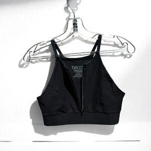 🌻NEW w/tags Becco Black Partial Zipper Sports Bra Top Size Small
